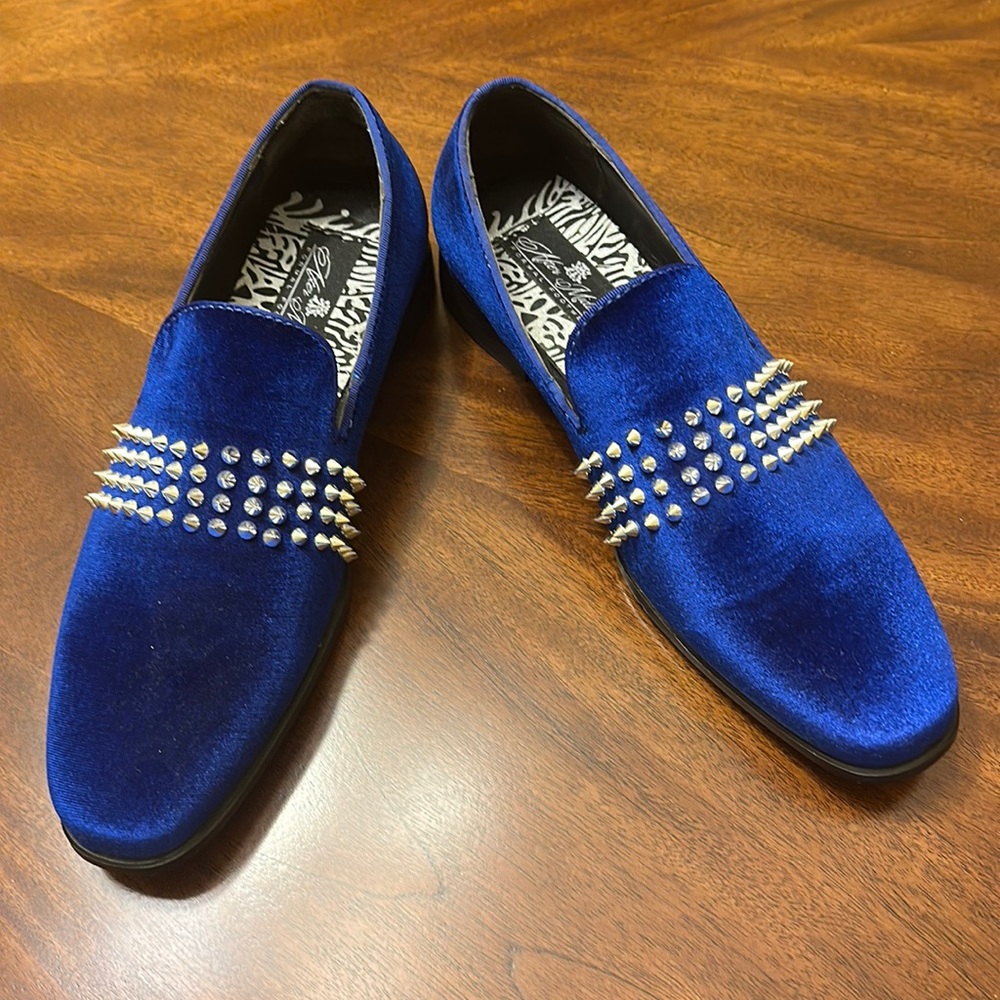 After  Midnight is the brand, blue, men size 8